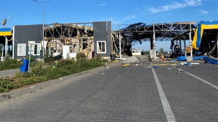 РФ завдала удару по Одещині: не працює пункт пропуску - 290x166