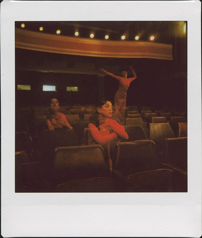 Даша Суворова вперше за час війни випустила щемливий кліп на пісню "Маки" - фото 3