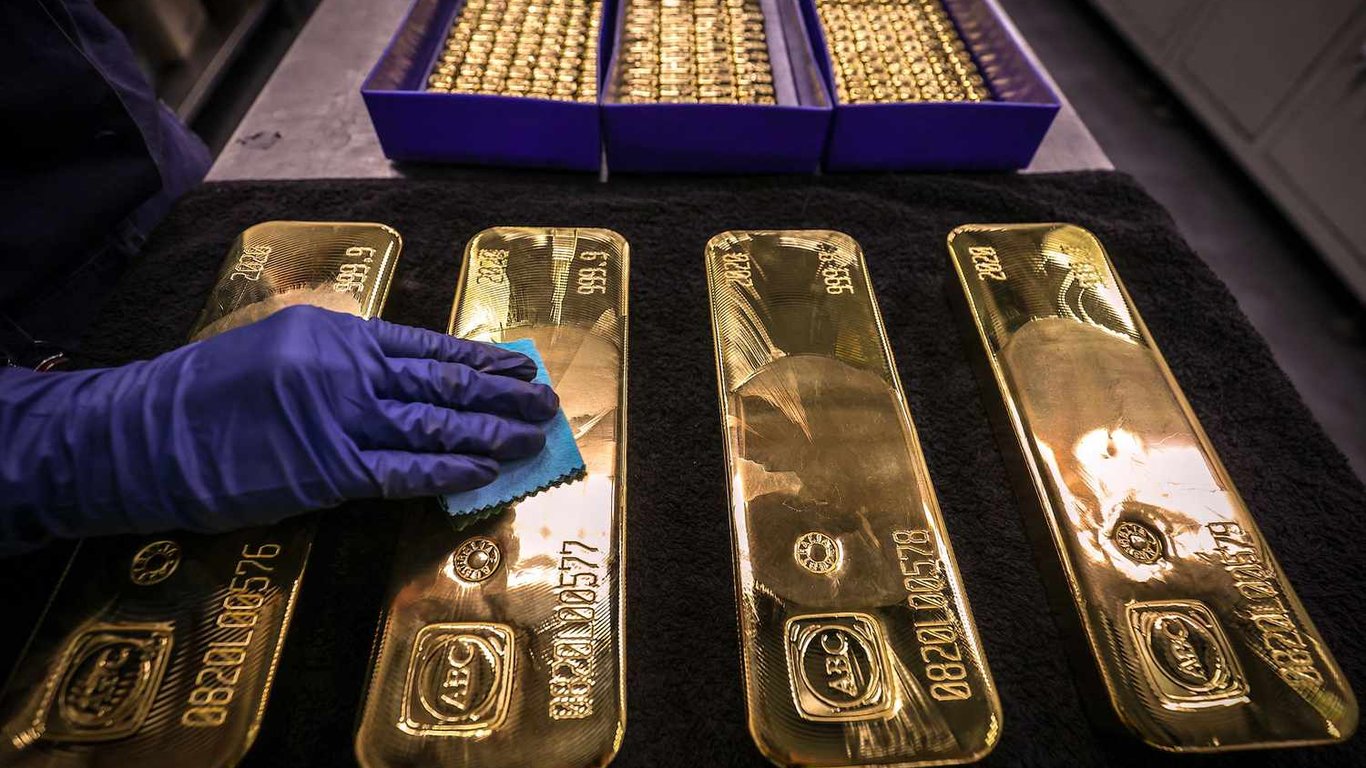 Ціна за 1 г золота в Україні станом на 7 лютого 2024 року