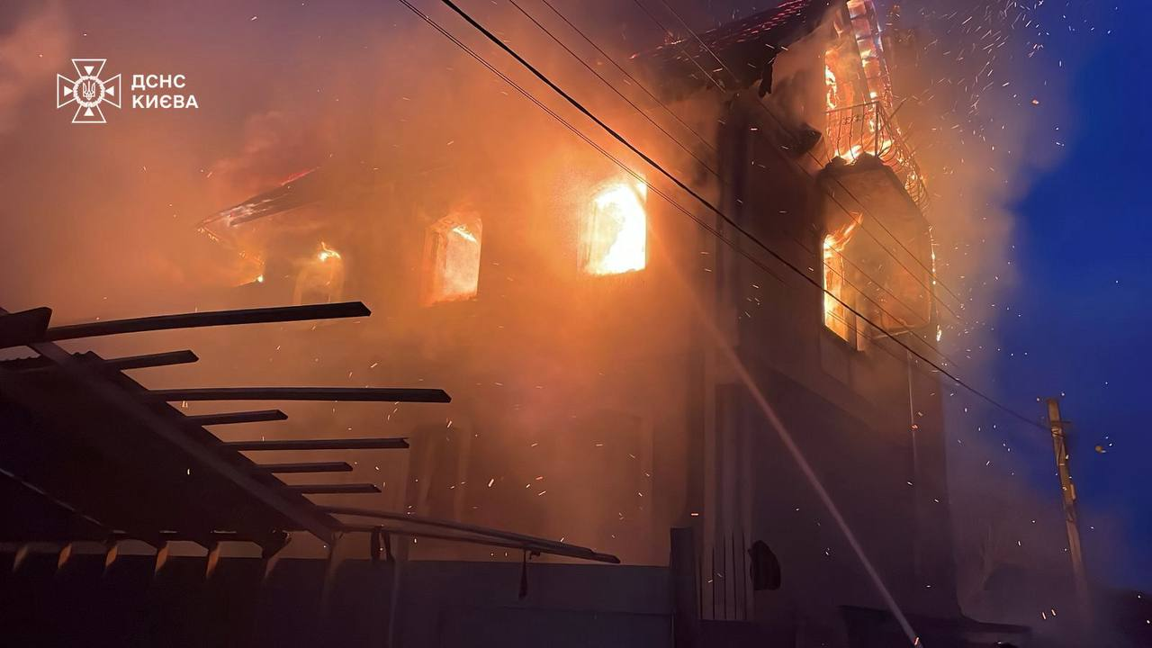 Внаслідок атаки РФ по Києву кількість постраждалих збільшилась - фото 2