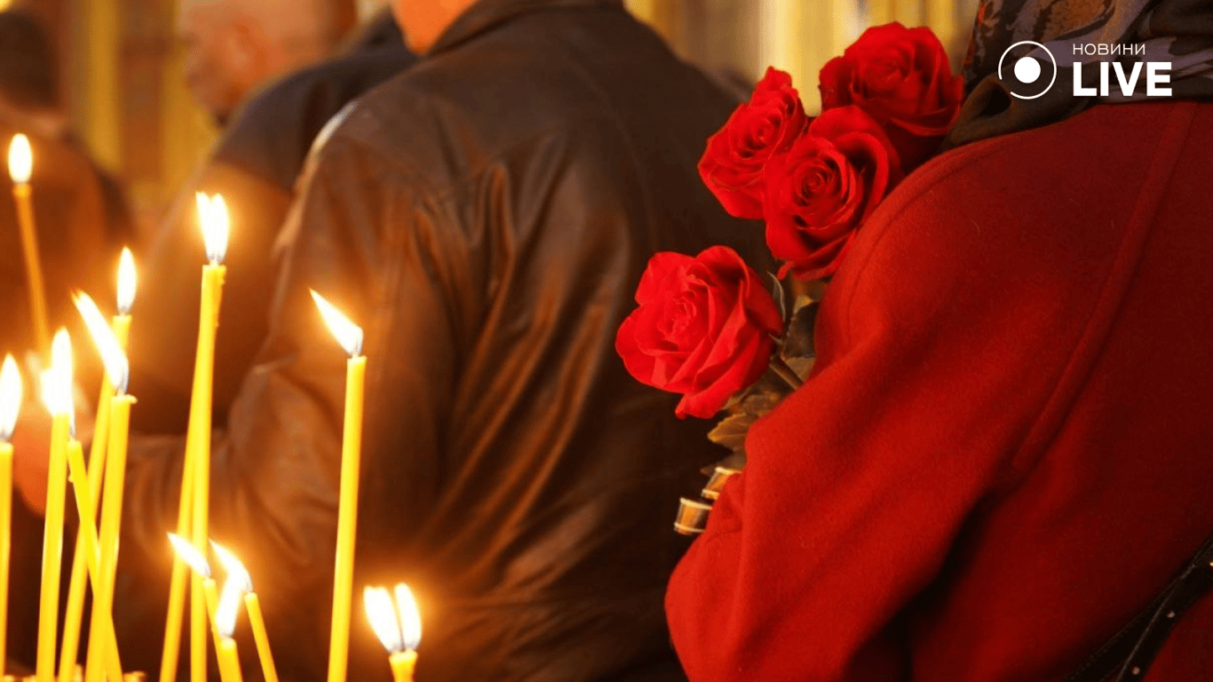 Поховання коміка Володимира Комарова