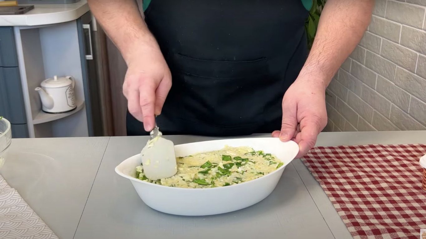 рецепт рисовой запеканки со шпинатом и фелатой на обед