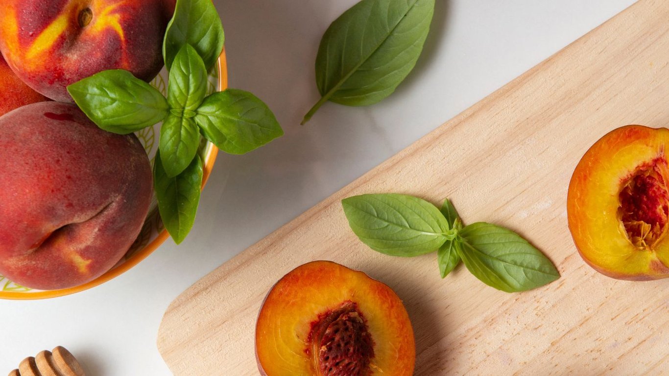 чим корисні персики