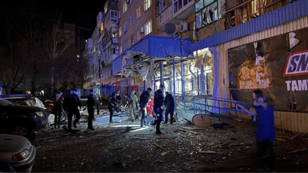 РФ атаковала жилой квартал в Запорожье — есть пострадавшие - 290x166