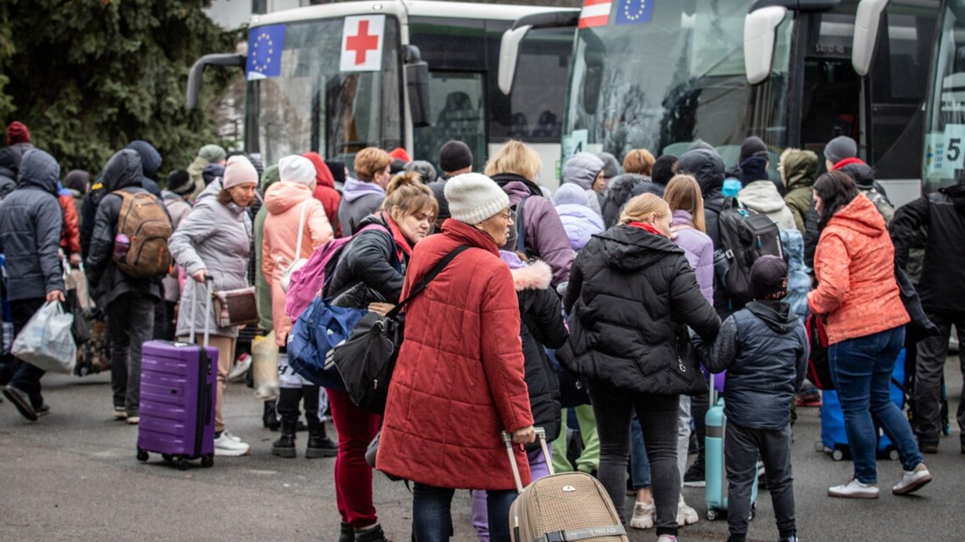 На Харківщині розглядають проведення примусової евакуації через часті обстріли, — ОВА