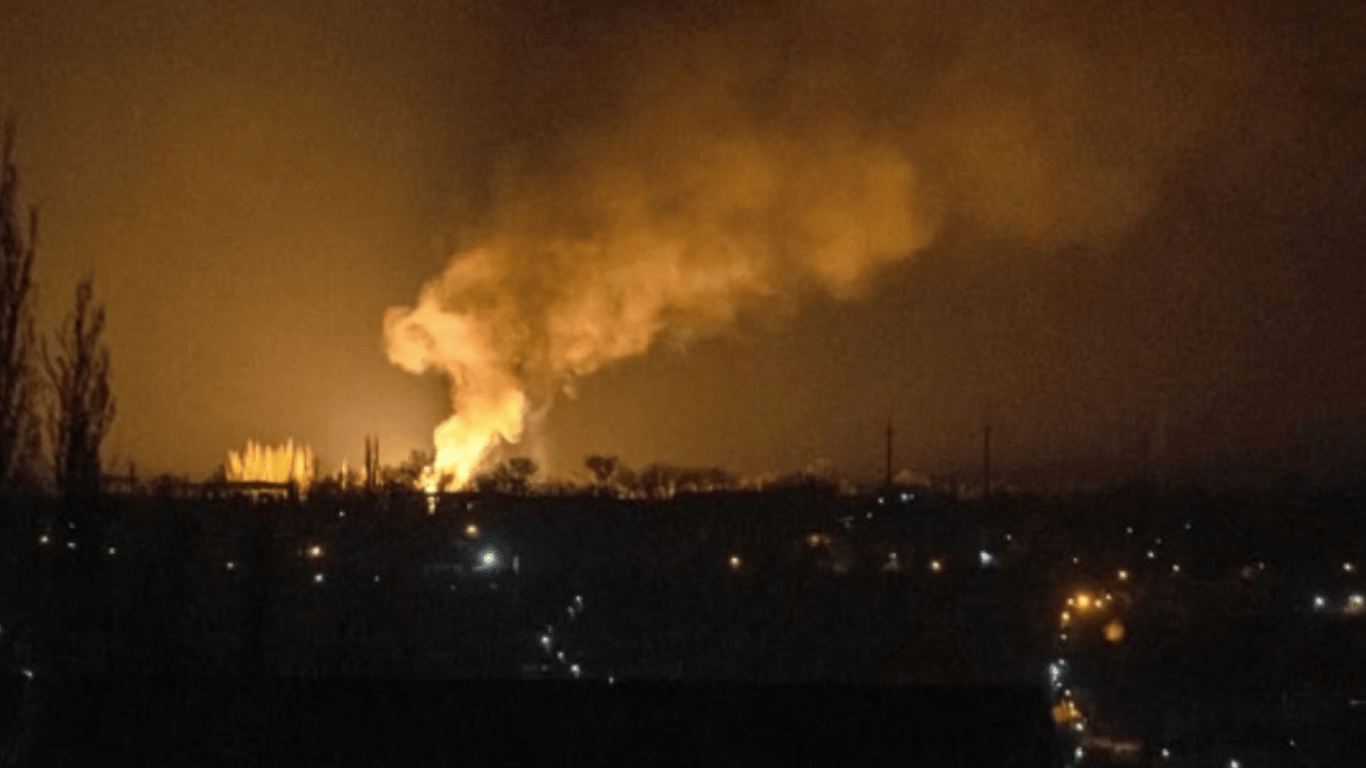 Взрывы в Одессе сейчас 17 января — удар БпЛА по городу
