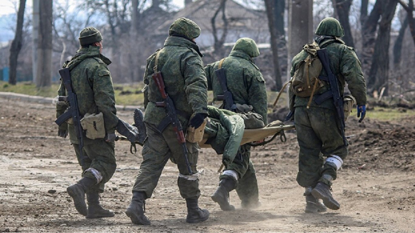 Окупанти займають усе більше лікарень для власних поранених