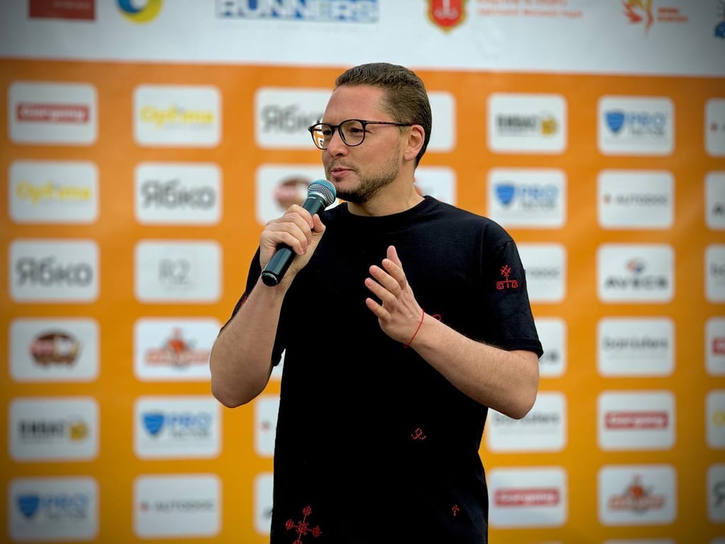 В поддержку ВСУ — в Одессе проходит благотворительный легкоатлетический забег - фото 1