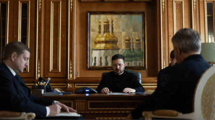 Зеленський обговорив з королем Йорданії ситуацію на Близькому Сході - 290x166