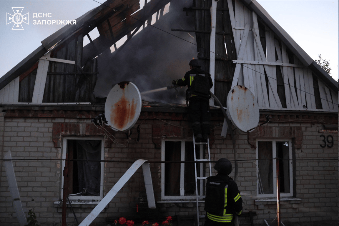 Запоріжжя після обстрілів — є загиблий, серед поранених діти - фото 1