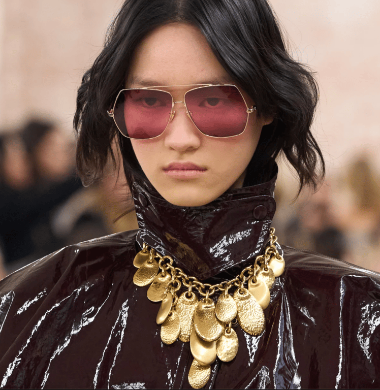 Массивные золотые цепочки возвращаются в моду