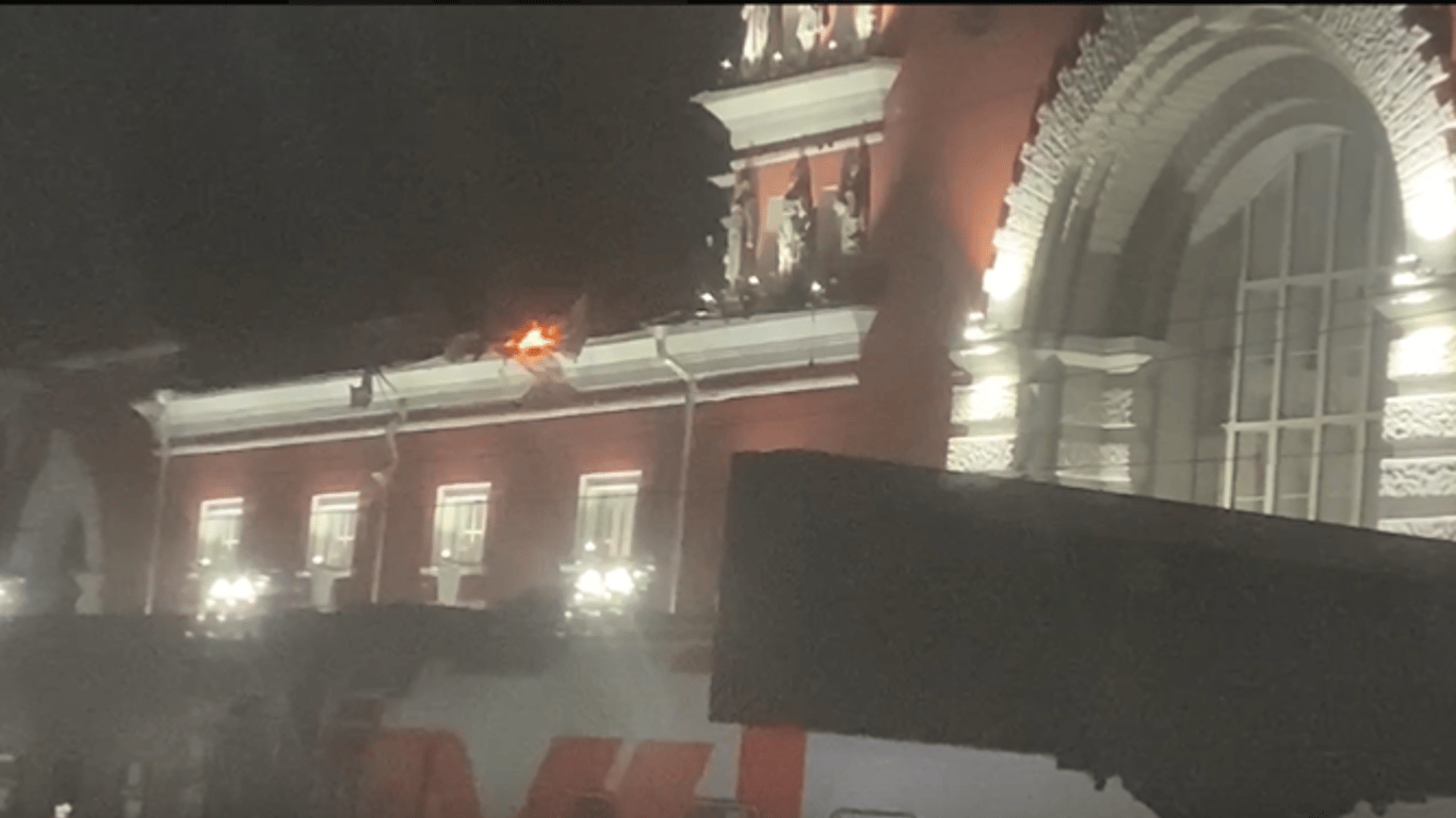 У російському Курську сталася "бавовна": палає вокзал