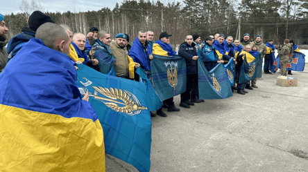 Омбудсмен розкрив деталі про полонених, яких повернули сьогодні - 290x166