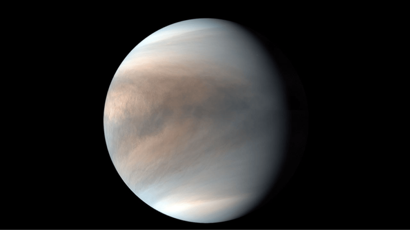 Астрономы раскрыли тайну молний на Венере