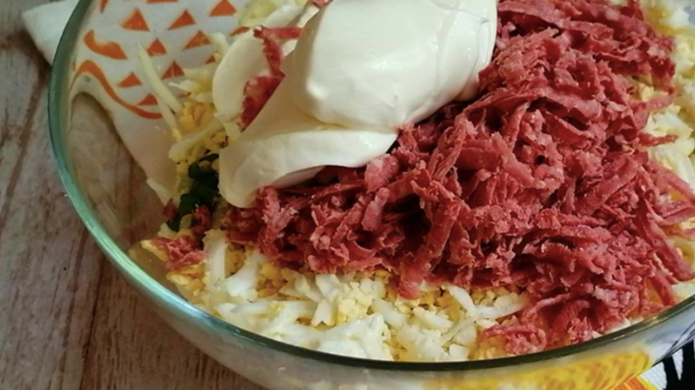 смачний сніданок з лавашем