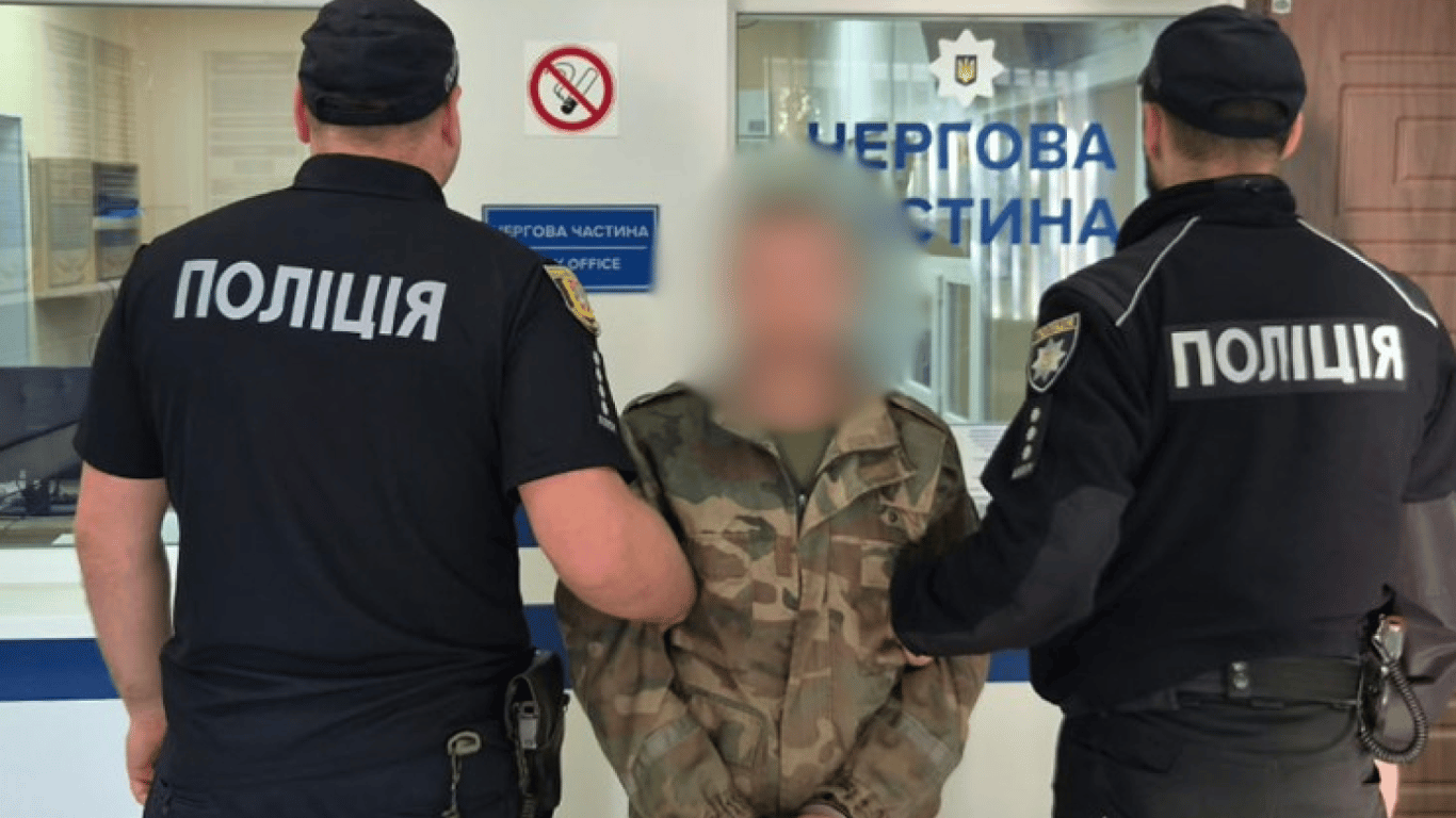 На Одещині чоловіка підозрюють у повторному зґвалтуванні 11-річної дитини