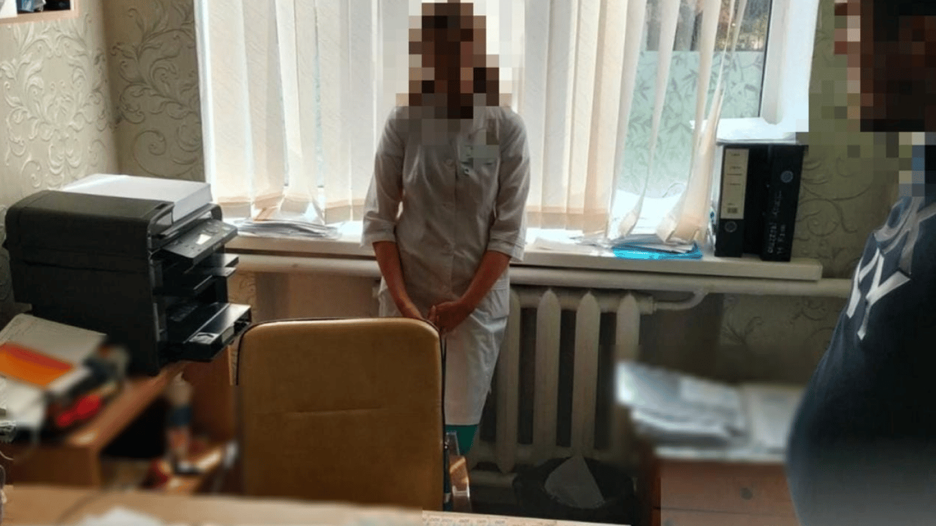 В Киевской области разоблачили врача-психиатра, вымогавшую взятку за оформление инвалидности ребенку