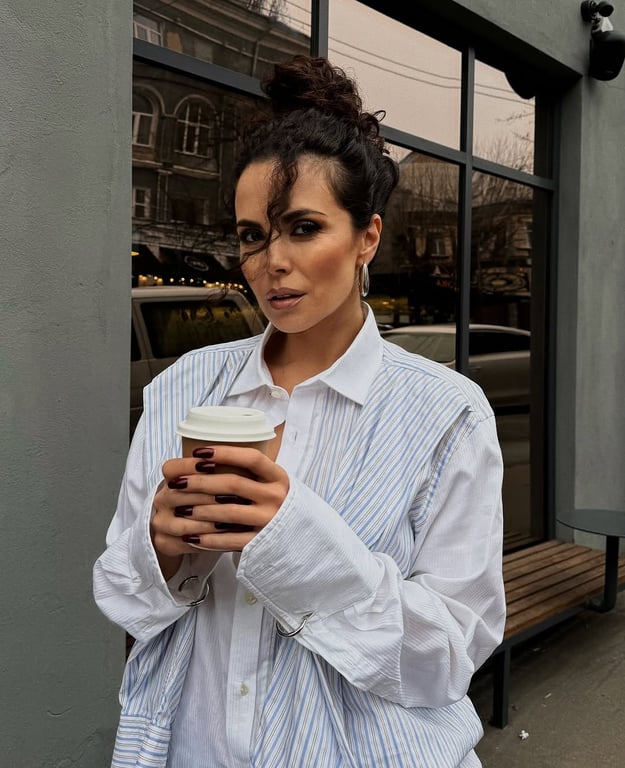 Весняний образ від Насті Каменських