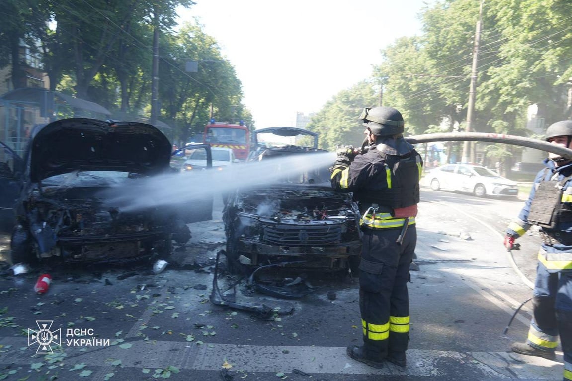 What kind of shell did Russia strike Sumy with on June 3?