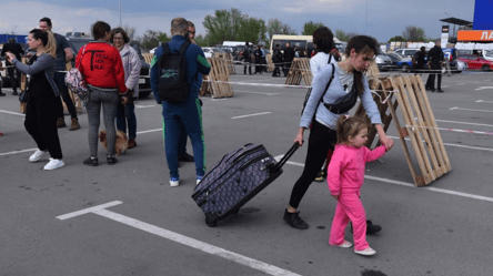 Украинцам станет труднее остаться в Британии — что известно - 285x160