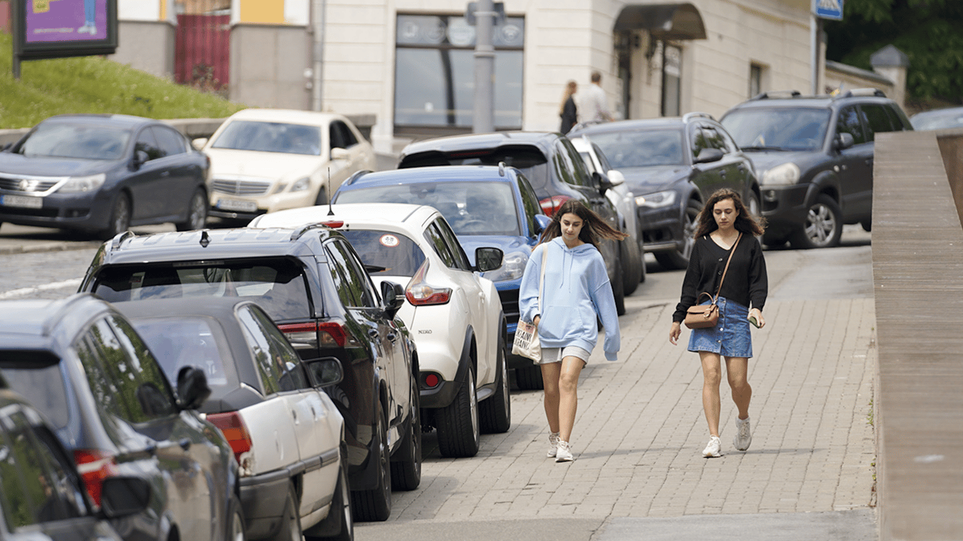 Парковка в Киеве: введут ли платный въезд в центр города
