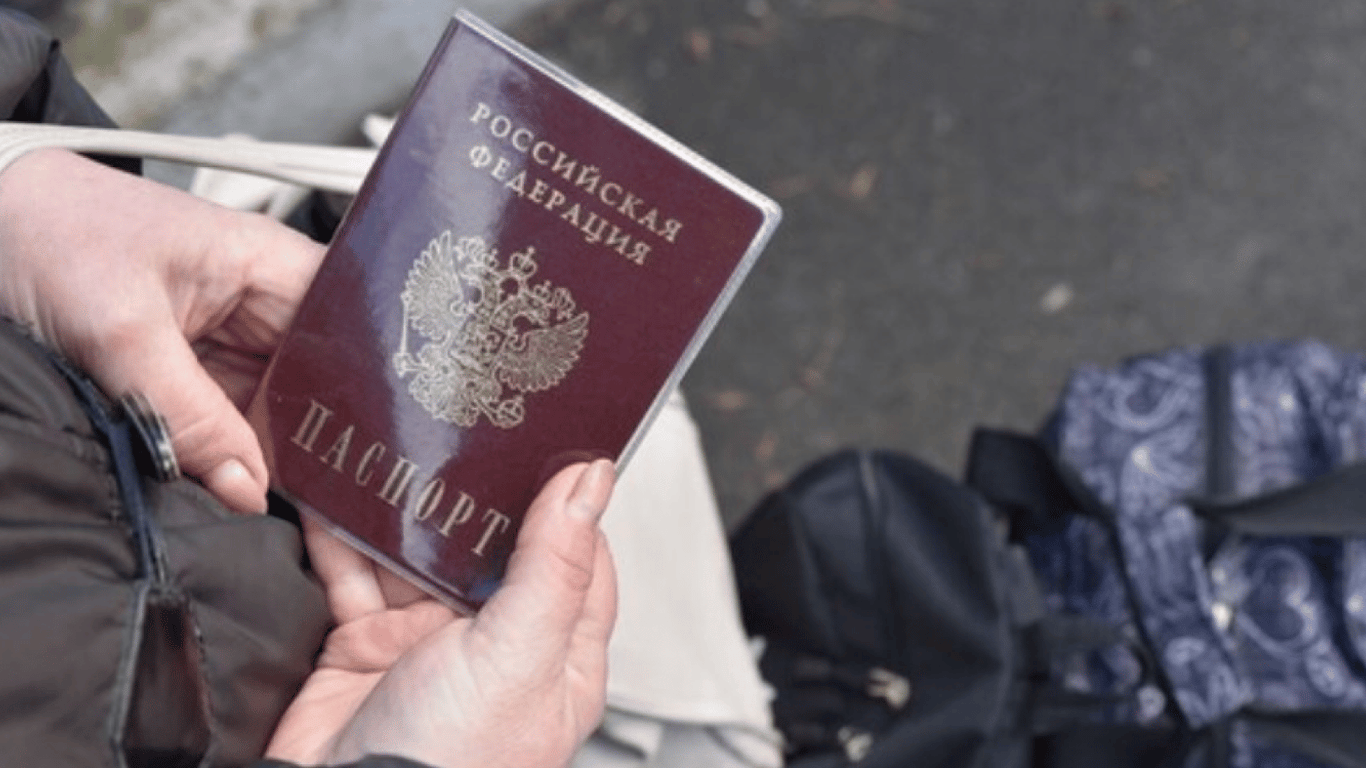 Оккупанты предлагают жителям оккупированных территорий Украины уголь в обмен на паспорт России