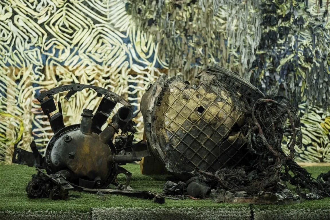 Фрагменты ракеты окупантов, найденные после обстрела Днепра.