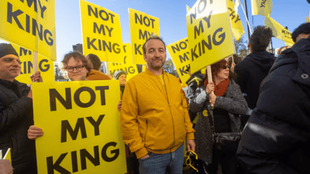 "Не мій король" — у Британії знову мітинги проти правління Чарльза III - 285x160