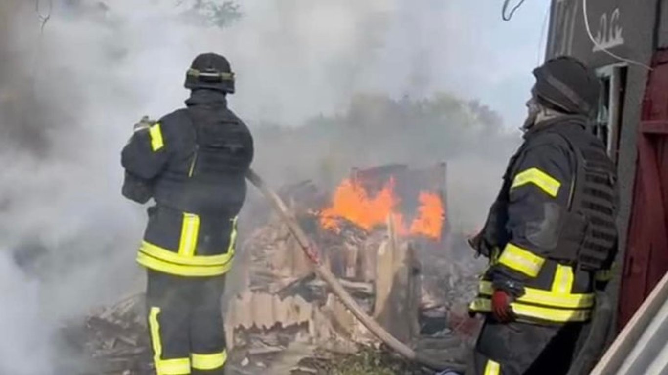 У Вінницькій області є влучення в житловий будинок і постраждалі — ОВА