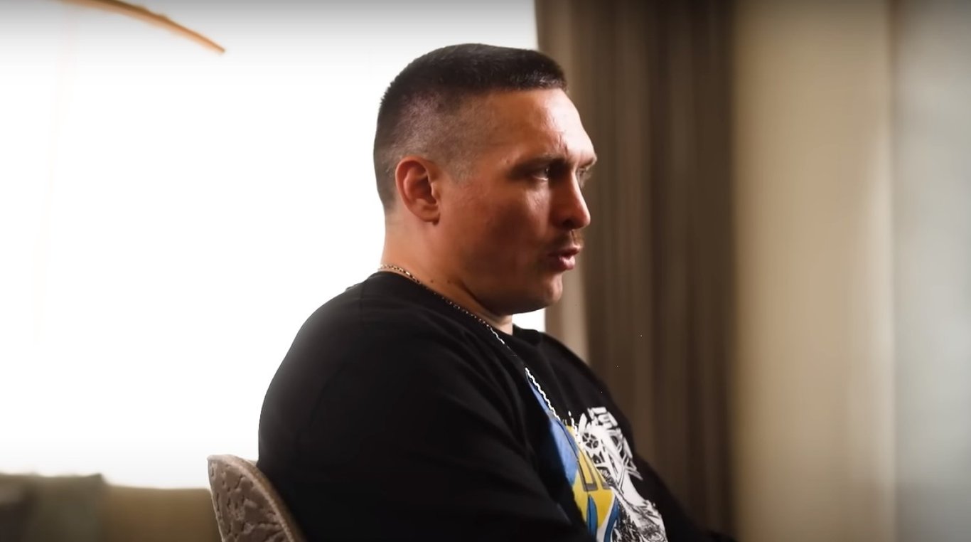 Александр Усик