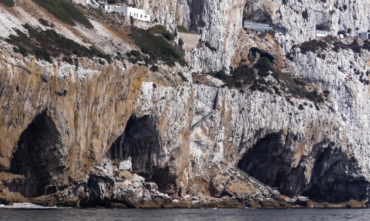 Де жили неандертальці