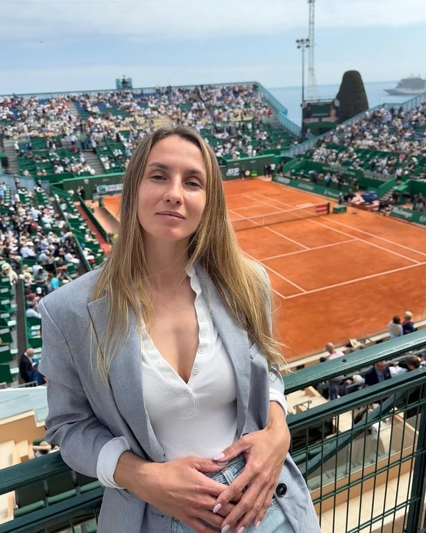 Леся Цуренко