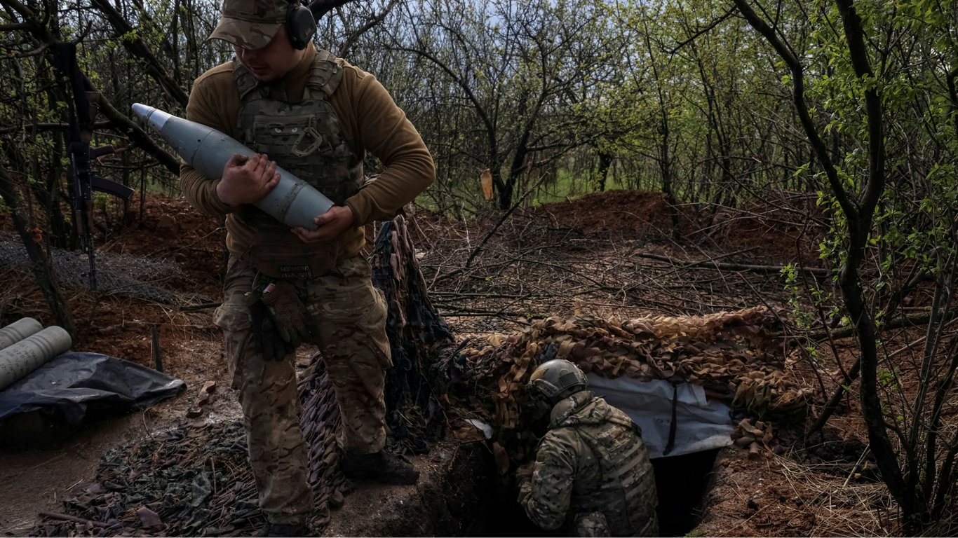 Череватий розповів, що відбувається на Бахмутському та Лиманському напрямках