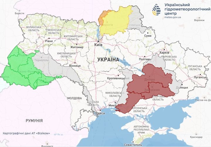 Синоптики розповіли, яка погода буде в Україні сьогодні — очікуються дощі і навіть мокрий сніг - фото 3