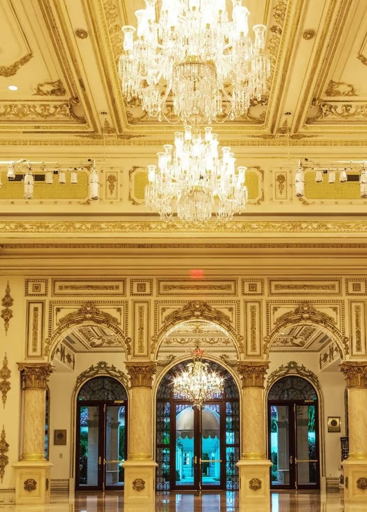 Символ влади і розкоші — який вигляд має будинок Дональда Трампа (фото) - фото 9