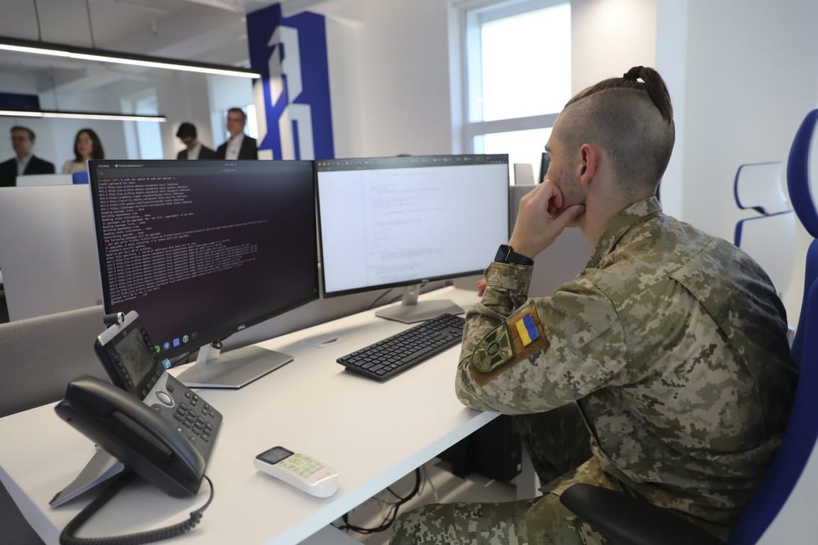 День Держспецзв'язку в Україні 25 травня