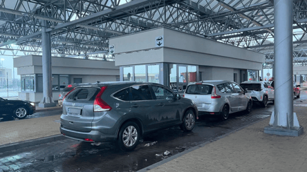 Очереди на границе сегодня — какие КПП перегружены автомобилями - 290x160