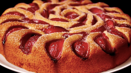 Сливовый пирог по рецепту из старой газеты "Порадниця" - 285x160
