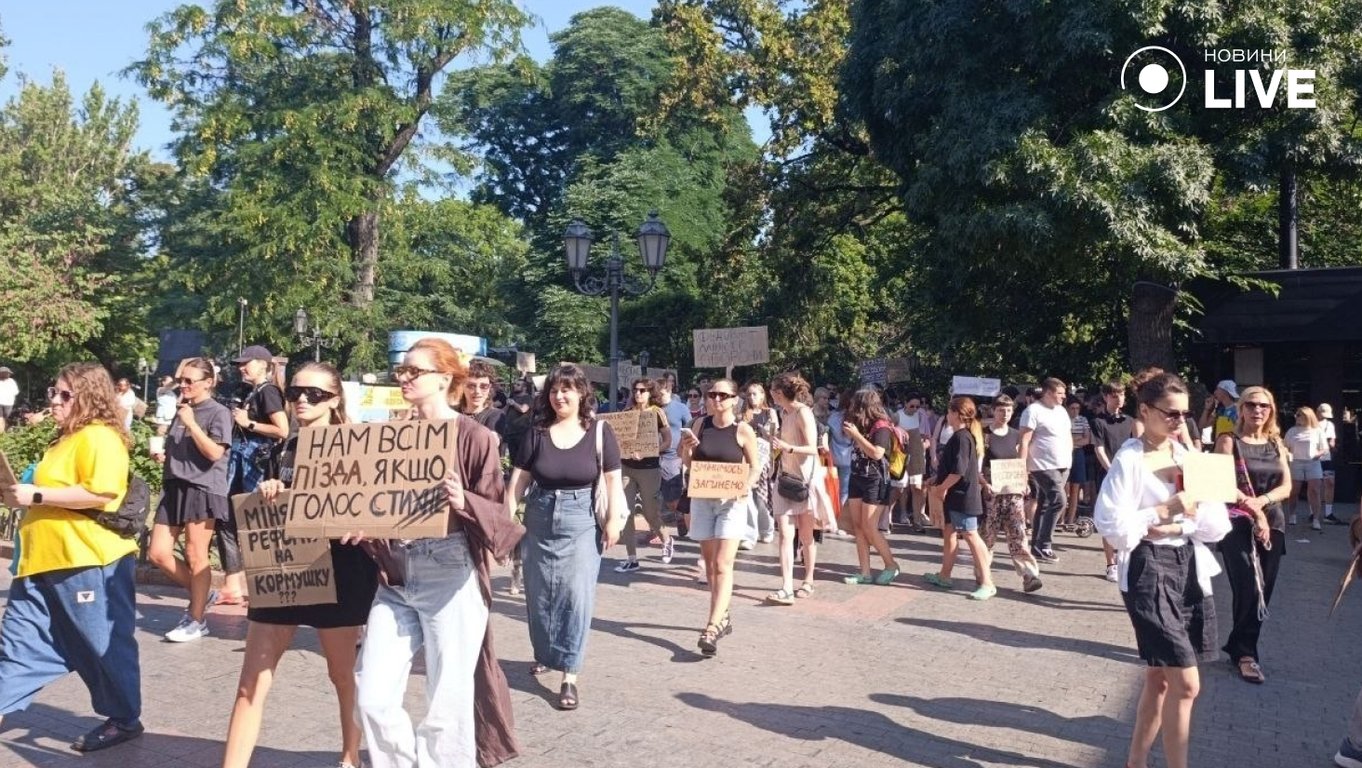 Мітинг в Одесі: підтримали міністра оборони Федорова