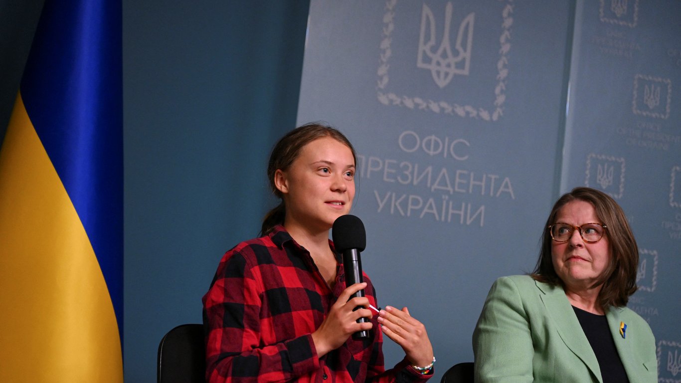 Екоцид в Україні: активістка Грета Тунберг критикує реакцію світу на підрив дамби