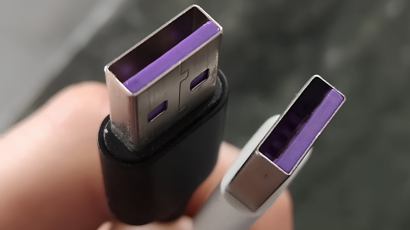 Что означает фиолетовый USB-порт и почему цвет может вводить в заблуждение
