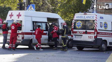 Трое пострадавших в результате сегодняшней атаки на Николаев, — ОВА - 290x166