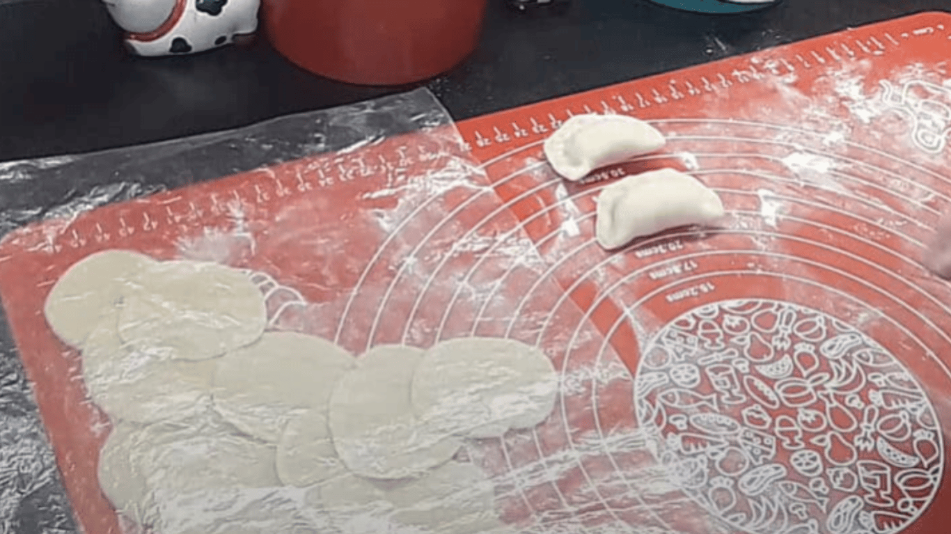 простий рецепт вареників з смачним тістом