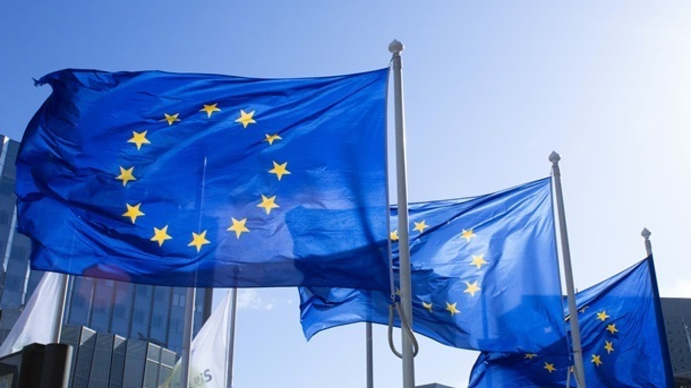 Более 25 стран-ЕС ужесточат санкции против РФ в сфере энергетики