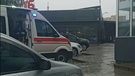 У відділенні Нової пошти в Луцьку пролунав вибух — що відомо - 285x160