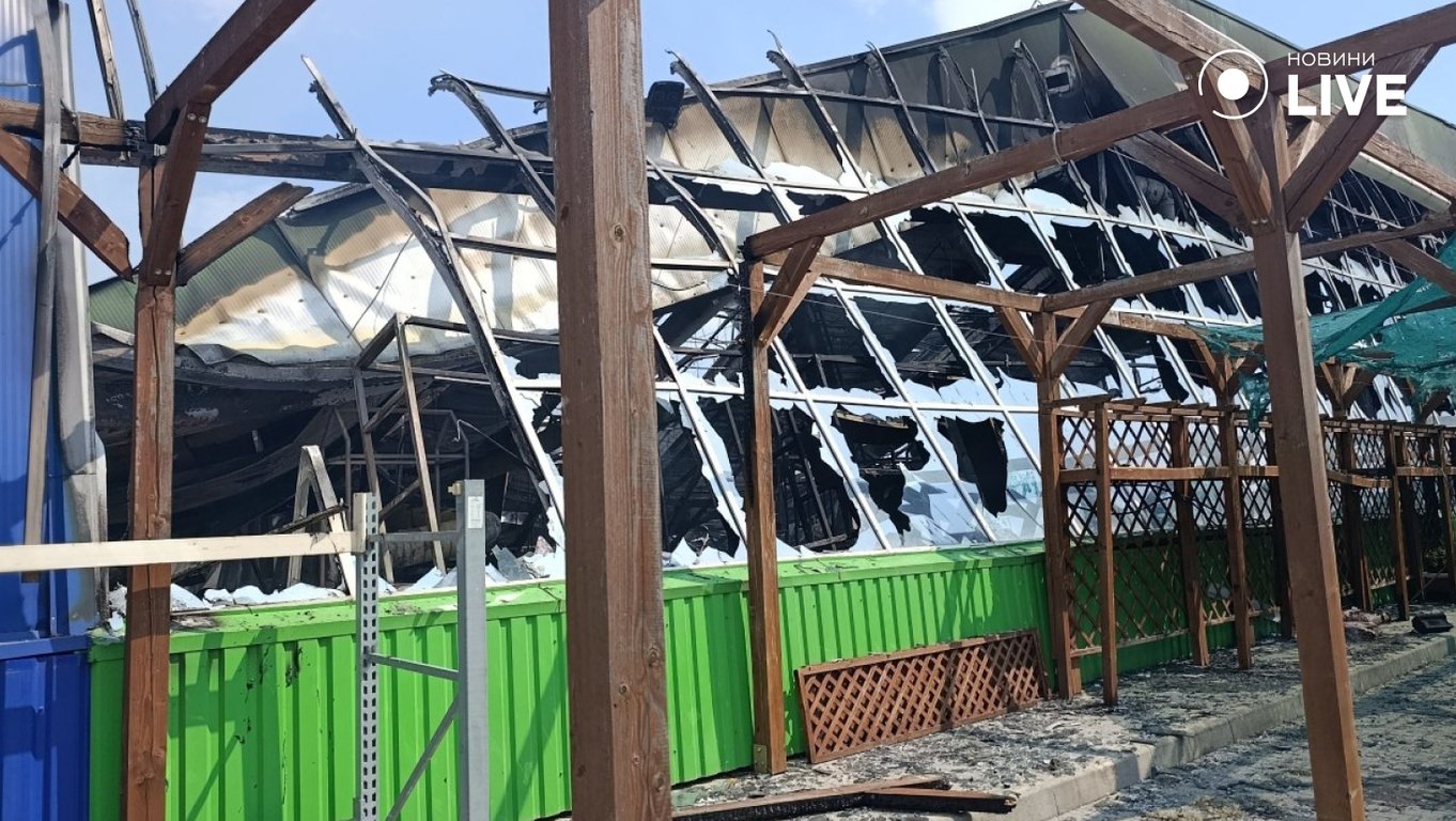 Удар РФ по Епіцентру в Одесі