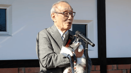 В Японії кота офіційно призначили начальником залізничної станції - 285x160