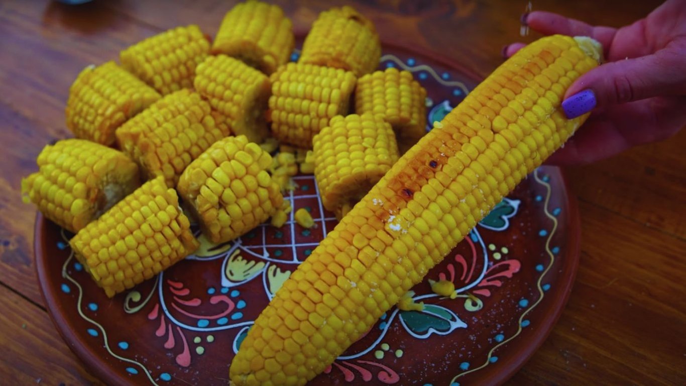 Быстрый способ приготовления кукурузы — видео рецепт