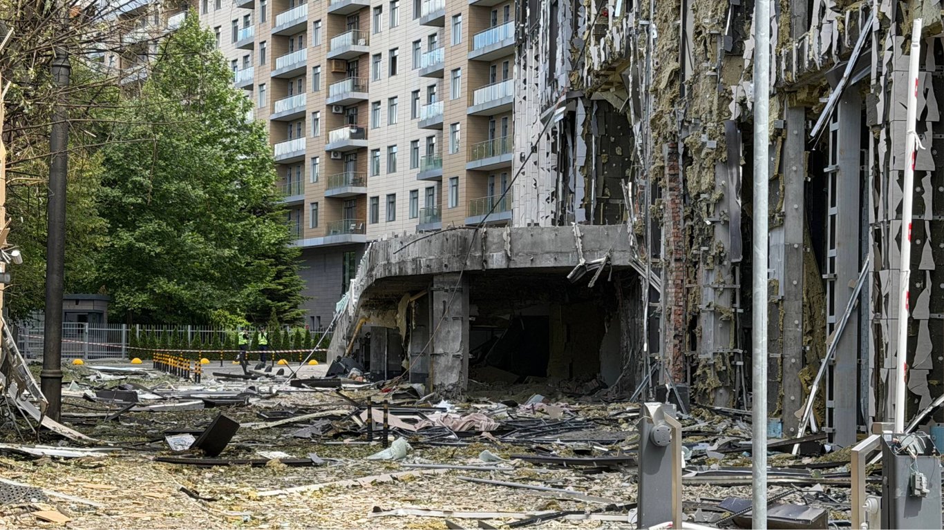 Одеська блогерка пережила нічний обстріл Києва: враження
