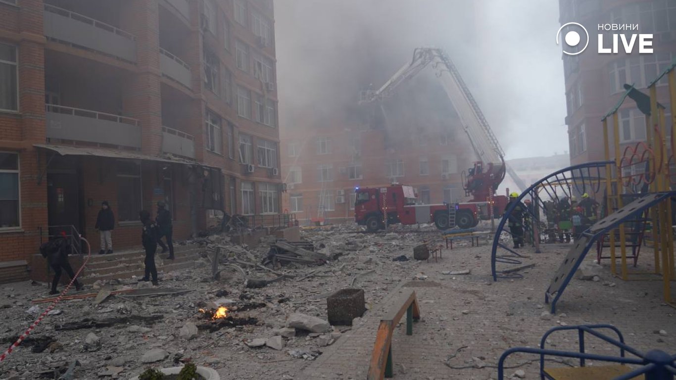 Десятки раненых и погибших — последствия утреннего ракетного удара по Одессе
